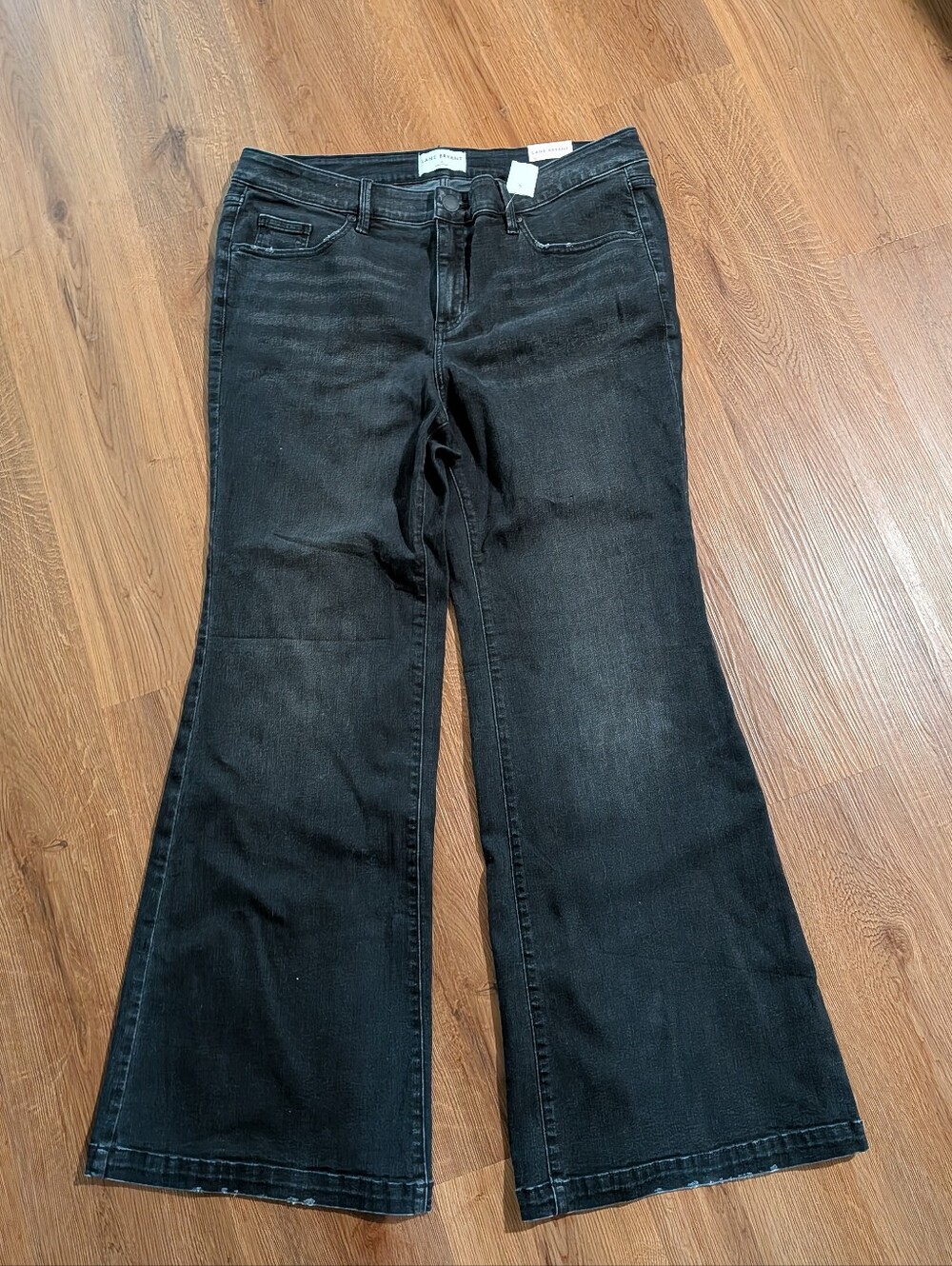 New Lane Bryant Black Signature Fit Flare Jeans 16